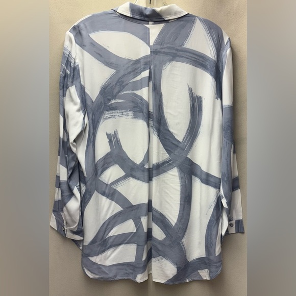 NIC+ZOE Blue and White Button Down Shirt - Picture 2 of 7